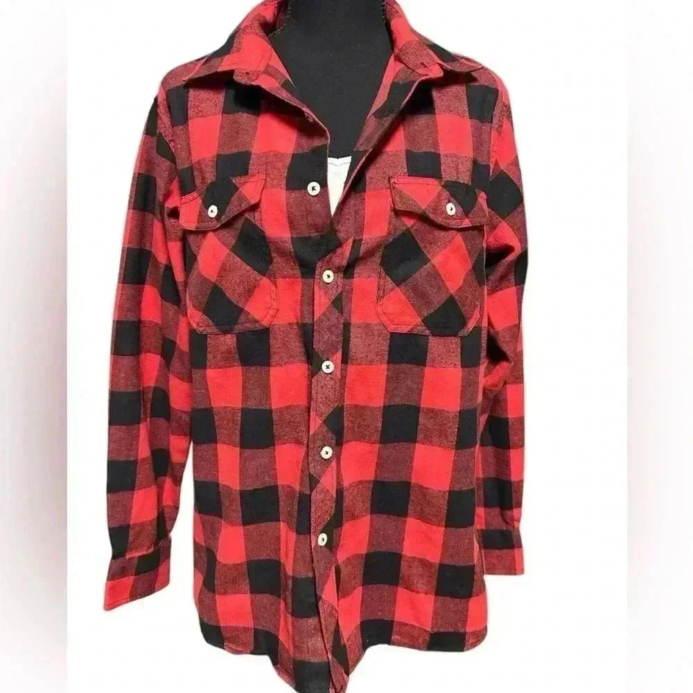 👕 Red/black long sleeve Plaid Flannel (unisex), GUC, Size M - Picture 2 of 3